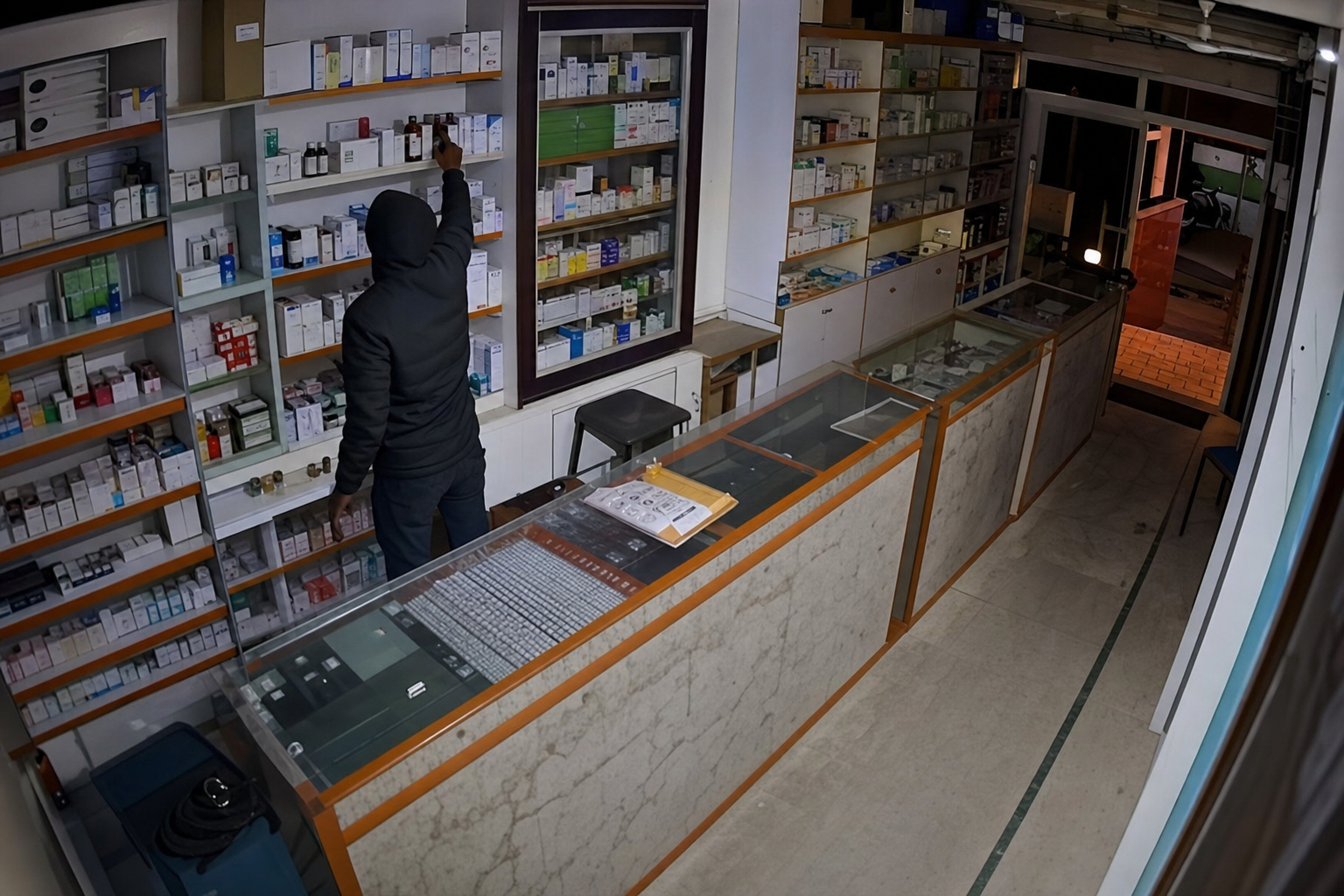 Intrusion in a pharmacy medicine storage area after closing